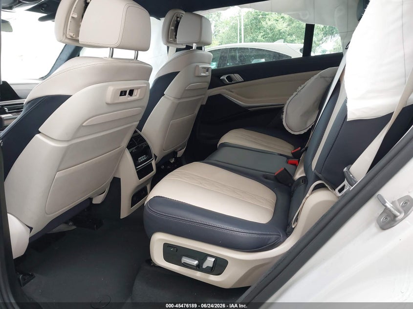 2022 BMW X7 VIN 5UXCW2C08N9L97266 IAAI salvage auction — RIGHT FRONT, Salvage Title, sold $17,000 on 2026-07-29 (photo 8)