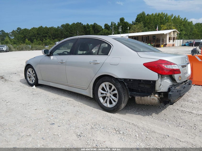 2012 Hyundai Genesis VIN KMHGC4DD0CU158311 IAAI salvage auction — RIGHT SIDE, Salvage (North Carolina), sold $825 on 2026-07-28 (photo 3)