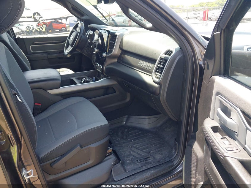 2022 Ram 2500 VIN 3C6UR5DL2NG128887 IAAI salvage auction — RIGHT FRONT, Salvage Title, sold $11,700 on 2026-07-28 (photo 5)