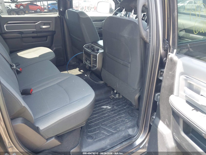 2022 Ram 2500 VIN 3C6UR5DL2NG128887 IAAI salvage auction — RIGHT FRONT, Salvage Title, sold $11,700 on 2026-07-28 (photo 8)