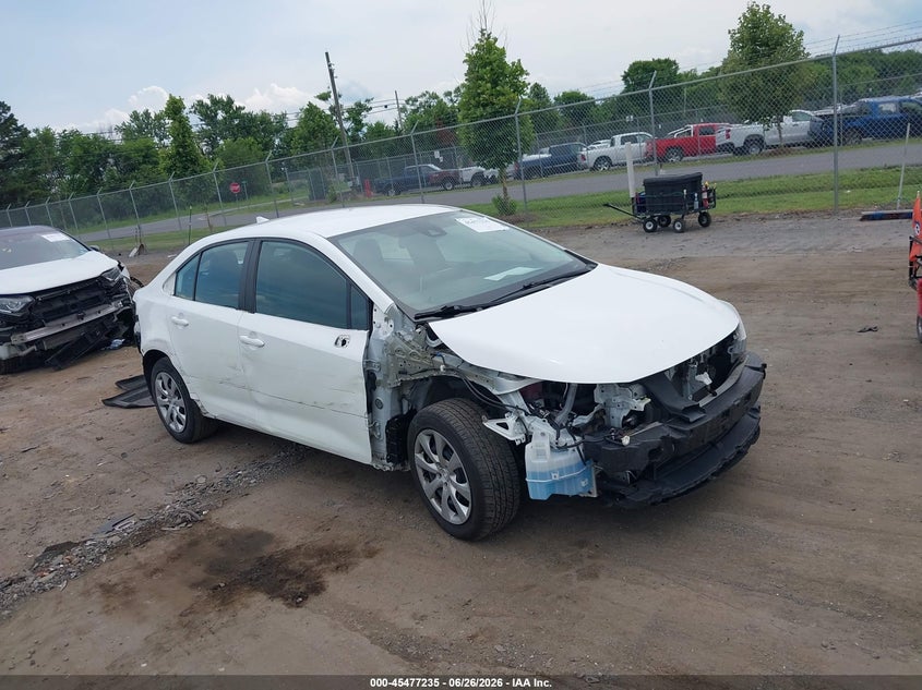 2020 Toyota Corolla VIN 5YFEPRAE3LP081151 IAAI salvage auction — FRONT & REAR, Salvage (Virginia), sold $3,800 on 2026-07-28 (photo 1)