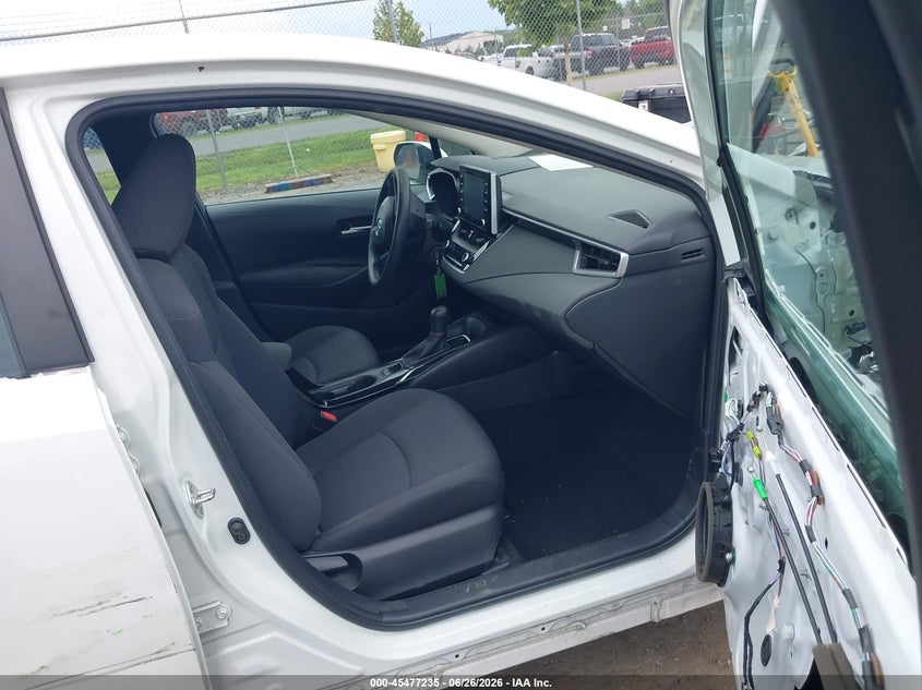 2020 Toyota Corolla VIN 5YFEPRAE3LP081151 IAAI salvage auction — FRONT & REAR, Salvage (Virginia), sold $3,800 on 2026-07-28 (photo 5)