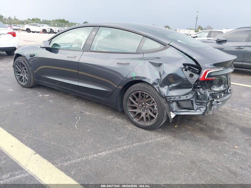 2025 Tesla Model 3 VIN 5YJ3E1EA6SF922041 IAAI salvage auction — FRONT & REAR, Salvage Title, sold $10,600 on 2026-07-30 (photo 3)