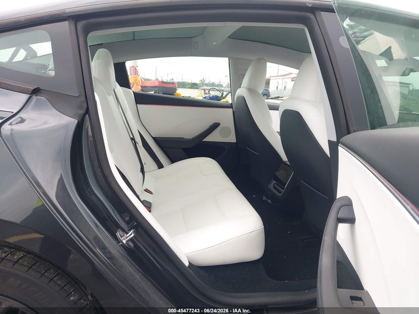 2025 Tesla Model 3 VIN 5YJ3E1EA6SF922041 IAAI salvage auction — FRONT & REAR, Salvage Title, sold $10,600 on 2026-07-30 (photo 8)