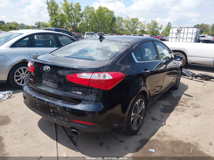 2015 Kia Forte VIN KNAFX4A8XF5342968 IAAI salvage auction — FRONT END, Salvage Title, sold $675 on 2026-07-21 (photo 4)