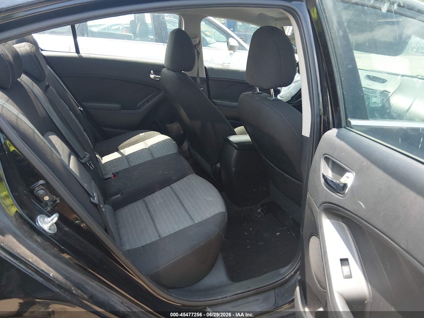 2015 Kia Forte VIN KNAFX4A8XF5342968 IAAI salvage auction — FRONT END, Salvage Title, sold $675 on 2026-07-21 (photo 8)