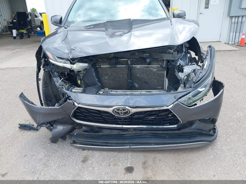 2022 Toyota Highlander VIN 5TDFZRBH2NS214192 IAAI salvage auction — FRONT END, Salvage (North Dakota), sold $16,800 on 2026-07-30 (photo 6)