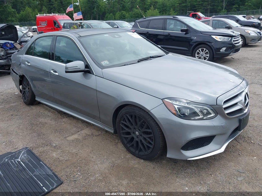 2015 Mercedes-benz E-klasse VIN WDDHF8JB5FB103708 IAAI salvage auction — REAR END, Wait Title, sold $2,875 on 2026-08-07 (photo 1)