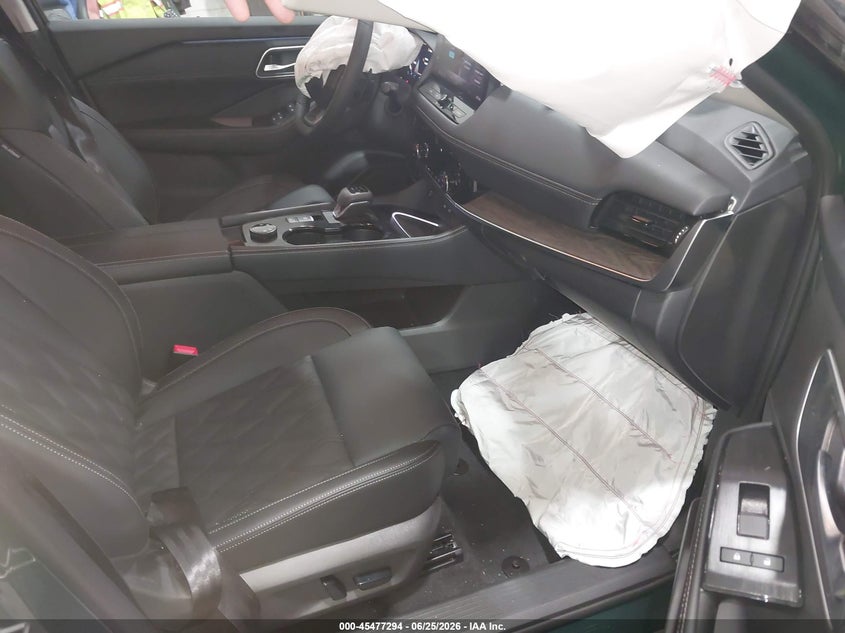 2026 Nissan Rogue VIN JN8BT3DD8TW317335 IAAI salvage auction — FRONT END, Wait Title, sold $7,525 on 2026-08-21 (photo 5)