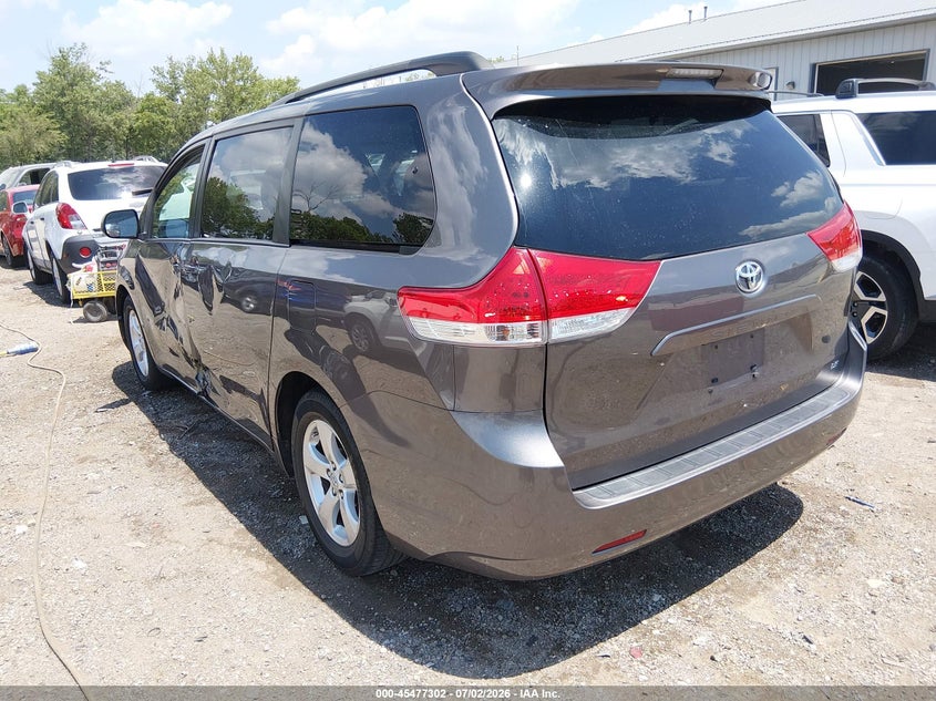 2013 Toyota Sienna VIN 5TDKK3DC1DS340902 IAAI salvage auction — LEFT SIDE, Clear (Indiana), sold $1,650 on 2026-07-29 (photo 3)