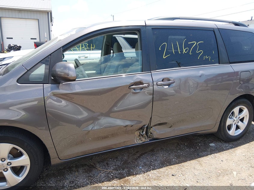 2013 Toyota Sienna VIN 5TDKK3DC1DS340902 IAAI salvage auction — LEFT SIDE, Clear (Indiana), sold $1,650 on 2026-07-29 (photo 6)