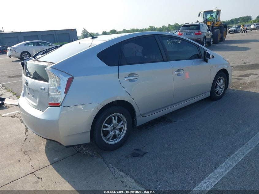 2011 Toyota Prius VIN JTDKN3DU4B0249719 IAAI salvage auction — NORMAL WEAR, Clear (Indiana), sold $1,050 on 2026-07-10 (photo 4)