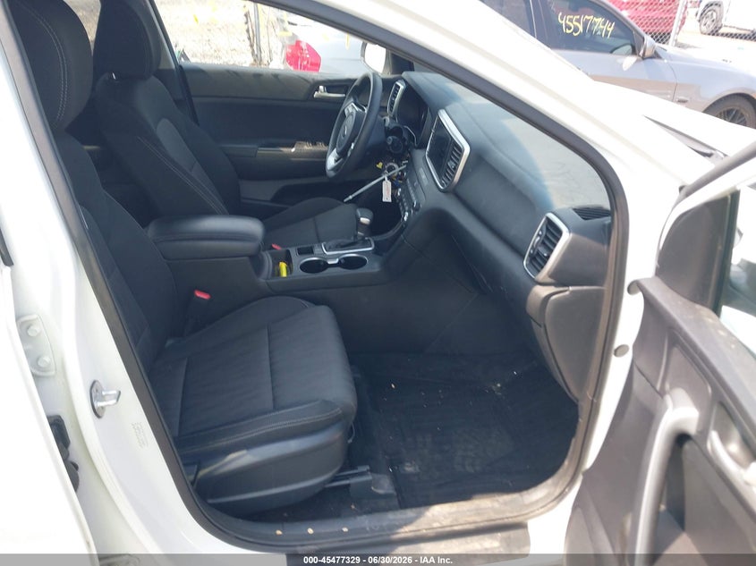 2020 Kia Sportage VIN KNDPMCAC1L7629405 IAAI salvage auction — LEFT SIDE, Salvage (Massachusetts), sold $4,950 on 2026-07-24 (photo 5)