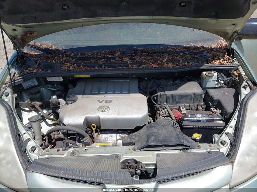 2008 Toyota Sienna VIN 5TDZK23C38S176701 IAAI salvage auction — NORMAL WEAR, Clear (Massachusetts), sold $475 on 2026-07-29 (photo 8)