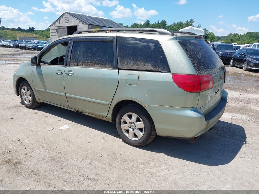 2008 Toyota Sienna VIN 5TDZK23C38S176701 IAAI salvage auction — NORMAL WEAR, Clear (Massachusetts), sold $475 on 2026-07-29 (photo 2)