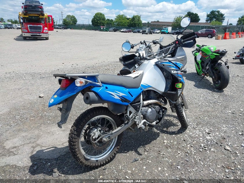 2008 Kawasaki Kl650 VIN JKAKLEE198DA07349 IAAI salvage auction — NORMAL WEAR, Clear (Pennsylvania), sold $700 on 2026-07-10 (photo 4)