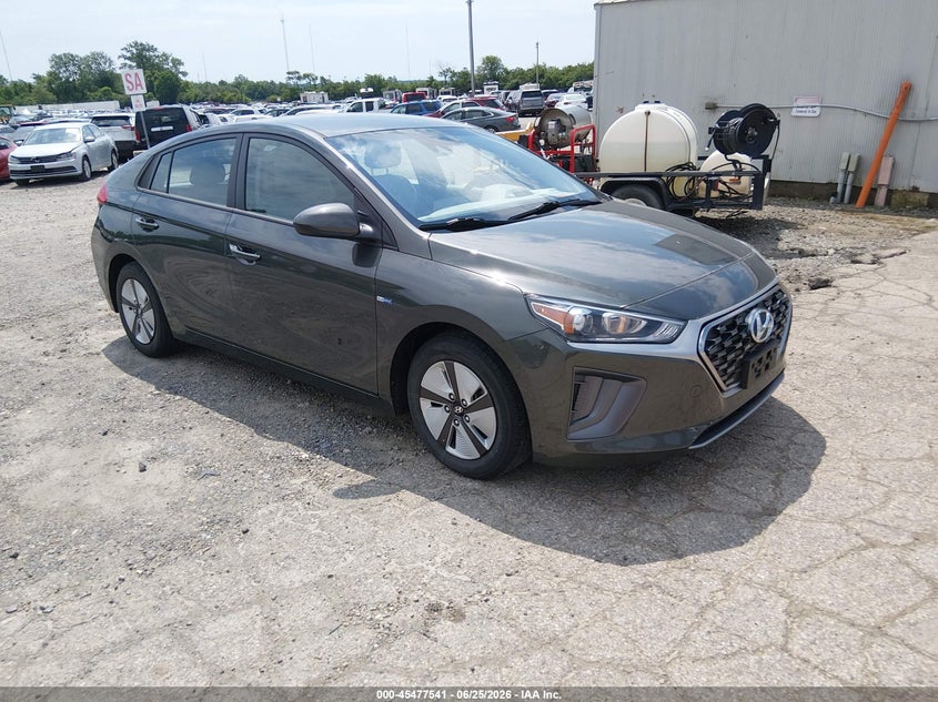 2020 Hyundai Ioniq hybrid VIN KMHC65LC4LU220183 — IAAI salvage auction photo
