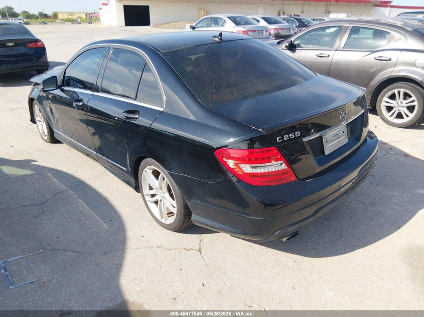 2012 Mercedes-benz C-klasse VIN WDDGF4HB1CA628650 IAAI salvage auction — NORMAL WEAR, Original (Texas), sold $275 on 2026-07-06 (photo 3)