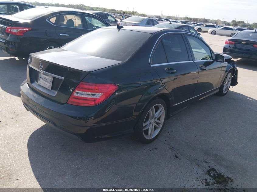 2012 Mercedes-benz C-klasse VIN WDDGF4HB1CA628650 IAAI salvage auction — NORMAL WEAR, Original (Texas), sold $275 on 2026-07-06 (photo 4)
