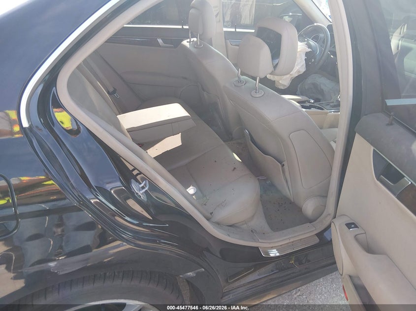 2012 Mercedes-benz C-klasse VIN WDDGF4HB1CA628650 IAAI salvage auction — NORMAL WEAR, Original (Texas), sold $275 on 2026-07-06 (photo 8)