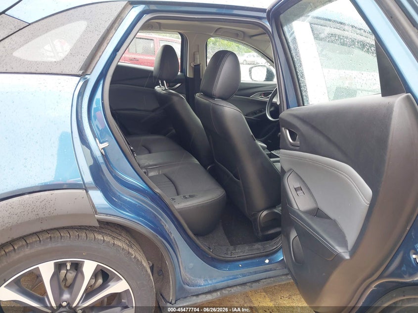 2019 Mazda Cx-3 VIN JM1DKDC7XK0445201 IAAI salvage auction — REAR END, Salvage (Missouri), sold $2,150 on 2026-07-28 (photo 8)