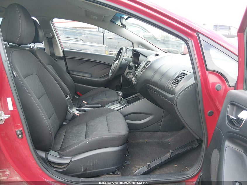 2016 Kia Forte VIN KNAFK4A62G5501139 IAAI salvage auction — FRONT END, Salvage (Ohio), sold $525 on 2026-07-15 (photo 5)