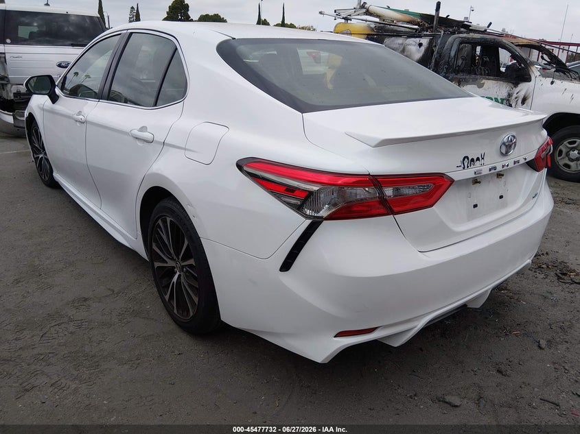 2018 Toyota Camry VIN JTNB11HK7J3066610 IAAI salvage auction — RIGHT SIDE, Salvage (California), sold $5,625 on 2026-07-09 (photo 3)