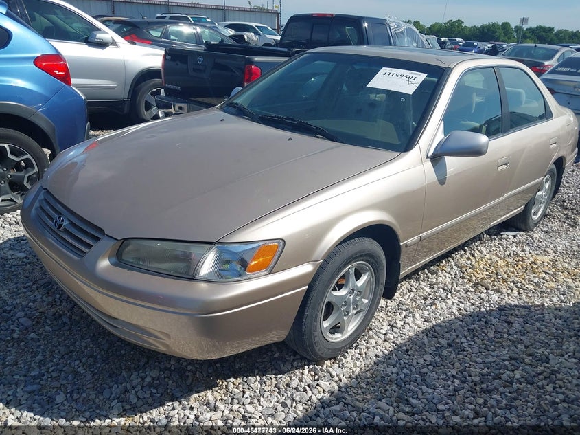 1998 Toyota Camry VIN JT2BG28K4W0143881 IAAI salvage auction — HAIL, Salvage (Idaho), sold $400 on 2026-07-30 (photo 2)