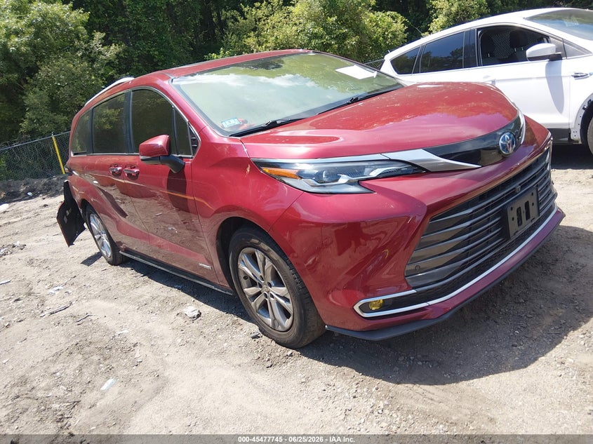 2021 Toyota Sienna VIN 5TDESKFC0MS015579 — IAAI salvage auction photo