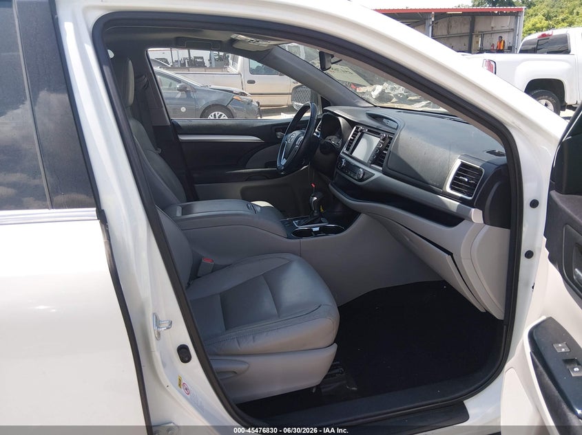 2016 Toyota Highlander VIN 5TDKKRFH2GS175717 IAAI salvage auction — FRONT END, Salvage (Louisiana), sold $4,750 on 2026-07-08 (photo 5)
