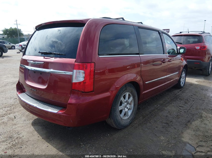 2013 Chrysler Town & country VIN 2C4RC1BG4DR657491 IAAI salvage auction — HAIL, Salvage (Kansas), sold $700 on 2026-07-24 (photo 4)