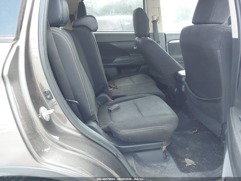 2017 Mitsubishi Outlander VIN JA4AD2A38HZ036209 IAAI salvage auction — NORMAL WEAR, Clear (South Carolina), sold $2,650 on 2026-07-14 (photo 8)