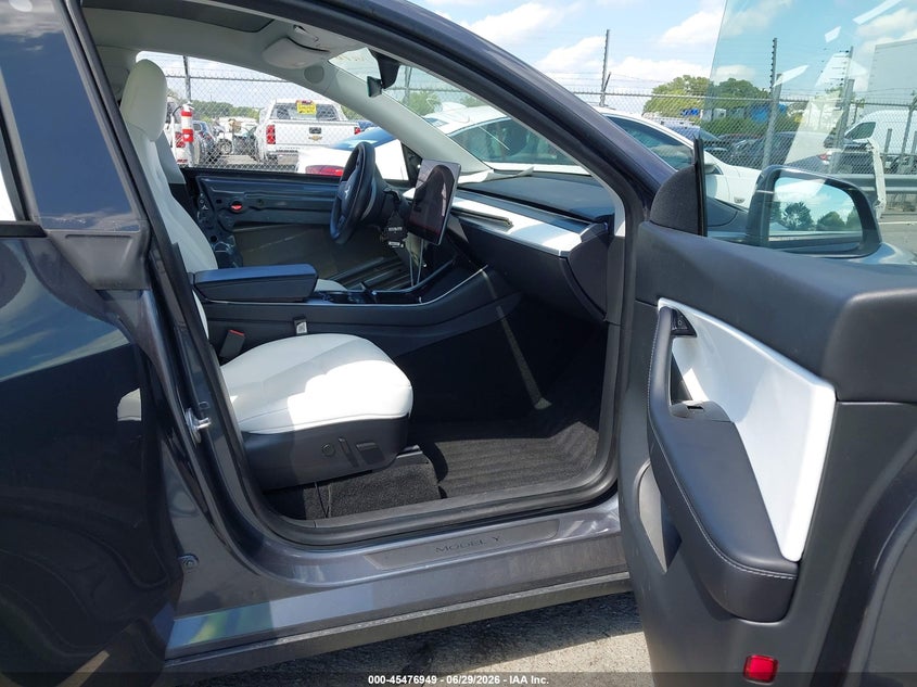 2020 Tesla Model y VIN 5YJYGDEF6LF052256 IAAI salvage auction — FRONT END, Salvage (North Carolina), sold $11,200 on 2026-08-03 (photo 5)