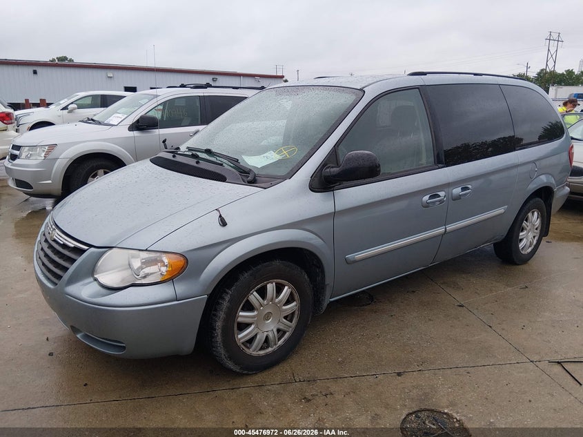 2006 Chrysler Town & country VIN 2A4GP54L26R757504 IAAI salvage auction — NORMAL WEAR, Clear (Illinois), sold $250 on 2026-07-12 (photo 2)