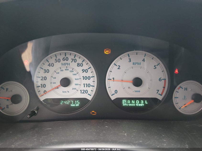 2006 Chrysler Town & country VIN 2A4GP54L26R757504 IAAI salvage auction — NORMAL WEAR, Clear (Illinois), sold $250 on 2026-07-12 (photo 7)