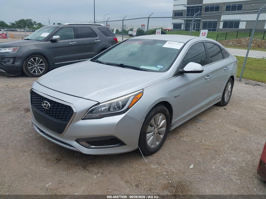 2017 Hyundai Sonata VIN KMHE24L35HA070866 IAAI salvage auction — NORMAL WEAR, Original (Texas), sold $625 on 2026-07-28 (photo 2)