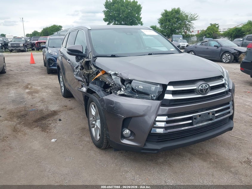 2018 Toyota Highlander VIN 5TDDZRFH7JS853860 IAAI salvage auction — RIGHT FRONT, Salvage (Iowa), sold $3,600 on 2026-07-27 (photo 1)