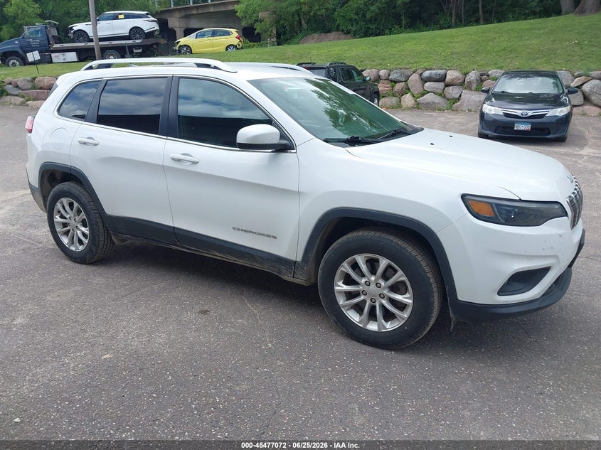 2019 Jeep Cherokee VIN 1C4PJMCB8KD450927 — IAAI salvage auction photo