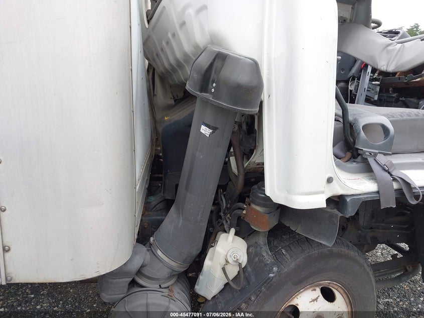 2006 Isuzu W3s042 npr dsl reg VIN JALB4B16467025350 IAAI salvage auction — FRONT END, Salvage - Greater Than 75% (Maryland), sold $750 on 2026-09-10 (photo 9)