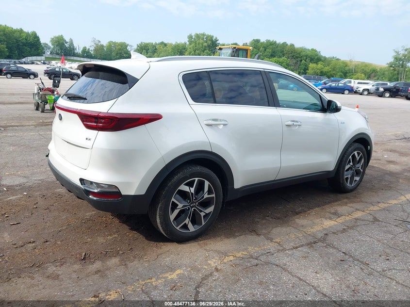 2020 Kia Sportage VIN KNDPNCAC5L7741590 IAAI salvage auction — LEFT REAR, Salvage Title, sold $3,750 on 2026-07-30 (photo 4)