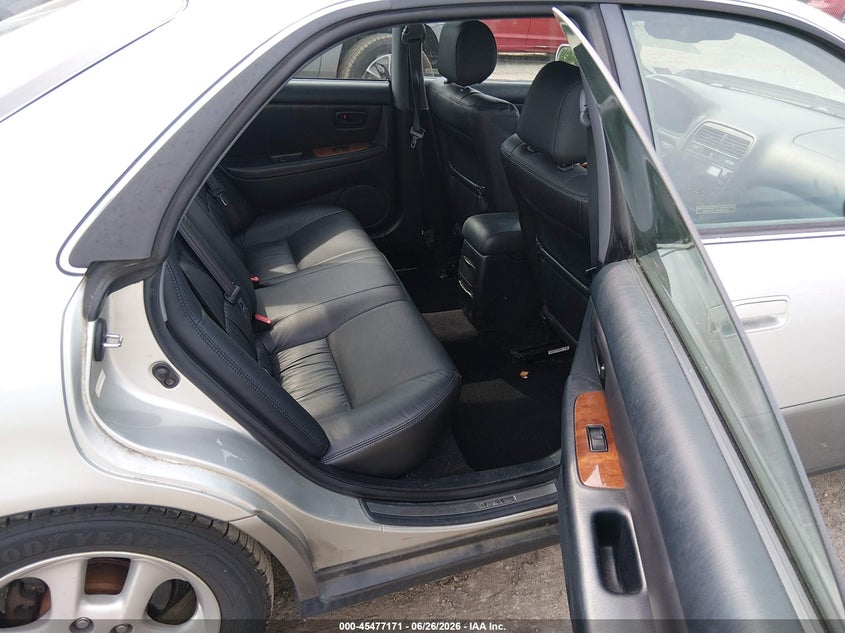 2001 Lexus Es 300 VIN JT8BF28G210342408 IAAI salvage auction — RIGHT FRONT, Salvage (Virginia), sold $200 on 2026-07-31 (photo 8)