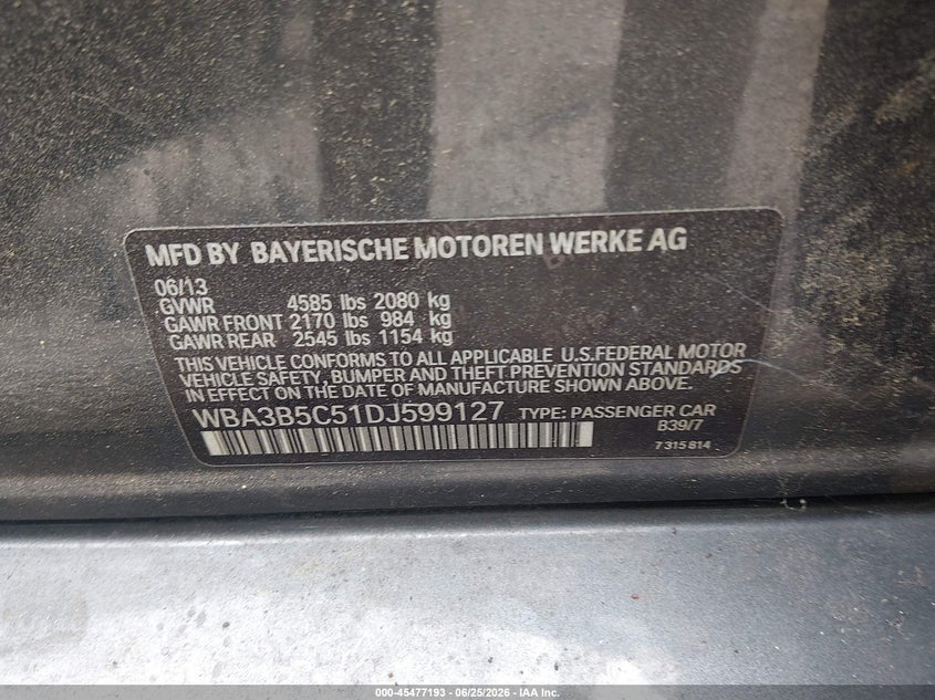 2013 BMW 3er VIN WBA3B5C51DJ599127 IAAI salvage auction — NORMAL WEAR, Clear (Virginia), sold $400 on 2026-07-28 (photo 9)