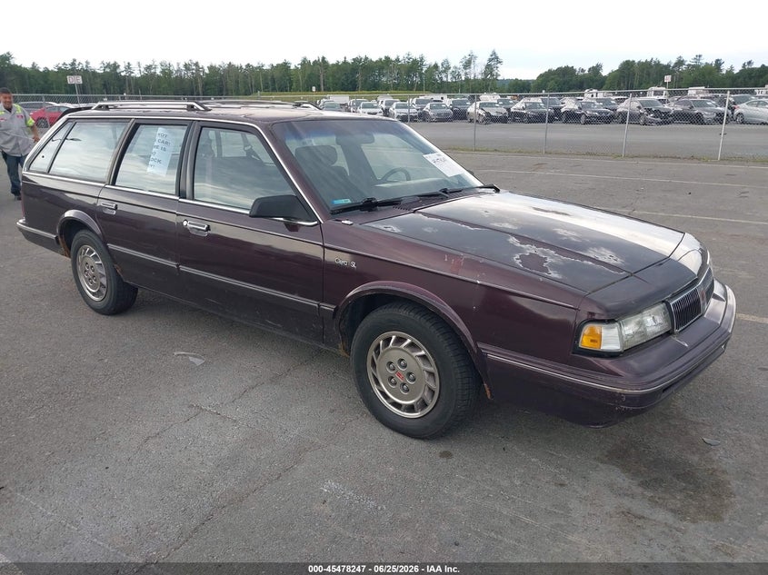 1996 Oldsmobile Ciera VIN 1G3AJ85M0T6307665 IAAI salvage auction — NORMAL WEAR, Clear (New York), sold $400 on 2026-07-09 (photo 1)