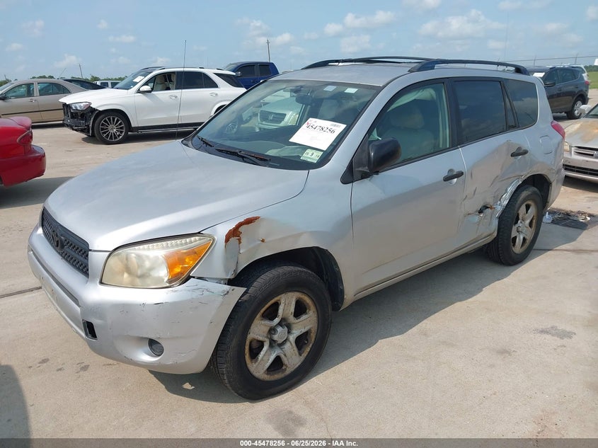 2007 Toyota Rav 4 VIN JTMZD33V676027294 IAAI salvage auction — LEFT SIDE, Salvage (Texas), sold $325 on 2026-07-10 (photo 2)