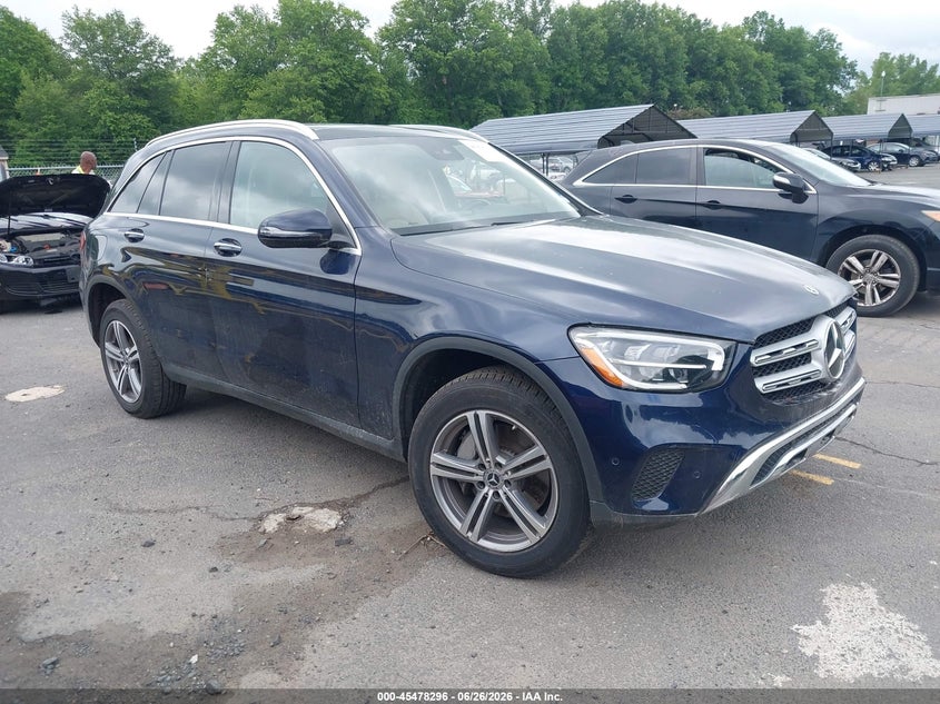 2022 Mercedes-benz Glc VIN W1N0G8EB4NG038083 IAAI salvage auction — UNDERCARRIAGE, Salvage Title, sold $6,600 on 2026-07-30 (photo 1)