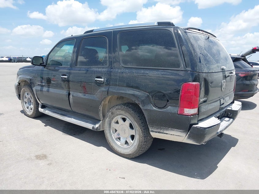 2006 Cadillac Escalade VIN 1GYEC63N16R161351 IAAI salvage auction — REAR END, Salvage (Texas), sold $675 on 2026-07-23 (photo 3)