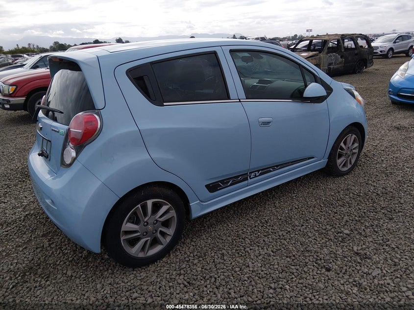 2014 Chevrolet Spark ev VIN KL8CL6S00EC512263 IAAI salvage auction — NORMAL WEAR, Peddle Clear Public-Restricted (Oregon), sold $225 on 2026-07-29 (photo 4)