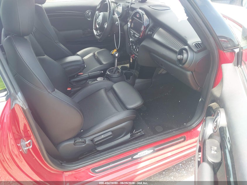 2016 Mini Hard top VIN WMWXM9C53GT997760 IAAI salvage auction — RIGHT SIDE, Salvage Title, sold $3,500 on 2026-07-22 (photo 5)