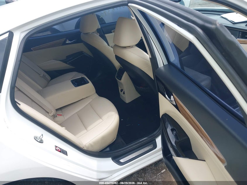 2017 Kia Cadenza VIN KNALC4J11H5080858 IAAI salvage auction — REAR END, Salvage Title, sold $1,250 on 2026-07-19 (photo 8)