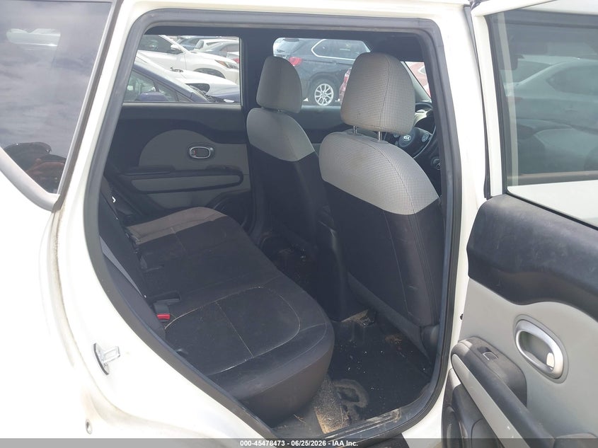 2017 Kia Soul VIN KNDJN2A27H7471213 IAAI salvage auction — NORMAL WEAR, Original (Texas), sold $600 on 2026-07-21 (photo 8)